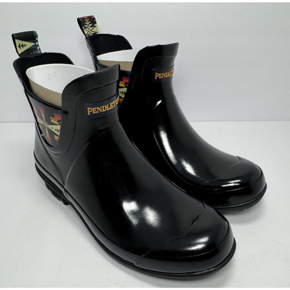 Pendleton Women Tucson Gloss Aztec Print Chelsea Rain Boot Black Size 6